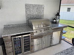 Final Kitchen with ledgestone